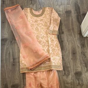 Elegant Peach Floral Embroidered Suit
